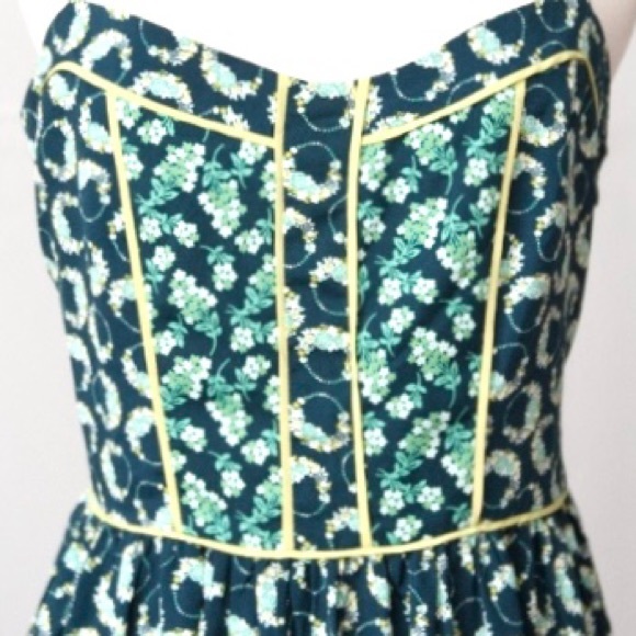 LC Lauren Conrad Dresses & Skirts - Lauren Conrad floral bustier spaghetti strap dress